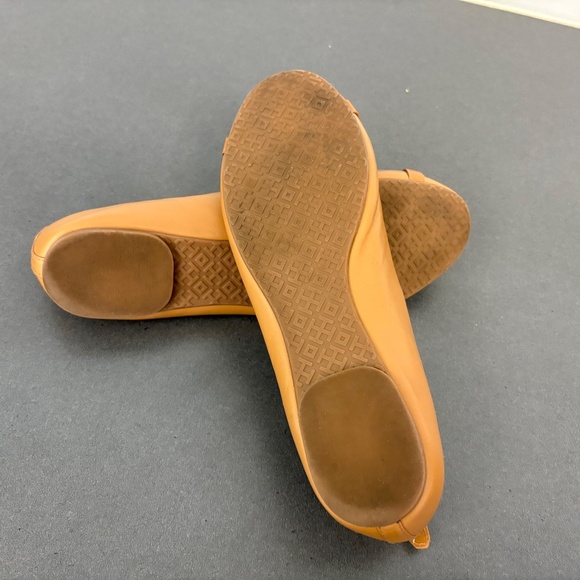 Tory Burch Gabriel Caramel Tan Leather Ballet Flats Size 8M - Picture 6 of 8
